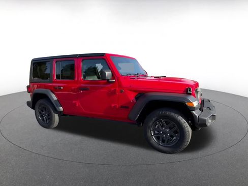 Used 2025 Jeep Wrangler Unlimited Sport AWD/4WD image 2