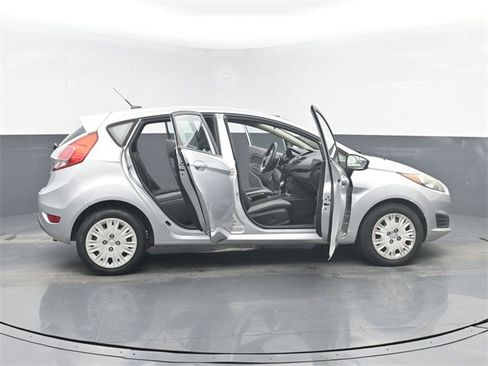 Used 2016 Ford Fiesta S image 47