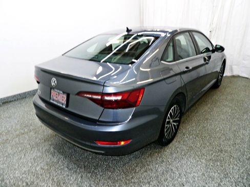 Used 2021 Volkswagen Jetta SE w/ SE Cold Weather Package FWD image 6