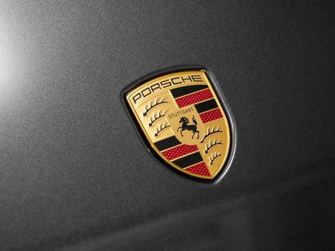 New 2025 Porsche Taycan 4S image 18