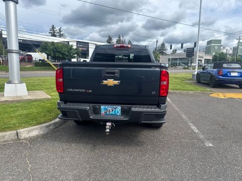 Used 2019 Chevrolet Colorado LT w/ LT Convenience Package RWD image 3