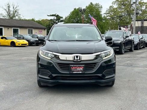 Used 2019 Honda HR-V LX image 2