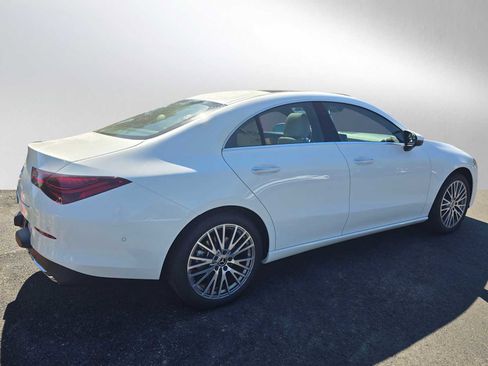 Used 2025 Mercedes-Benz CLA 250 image 8
