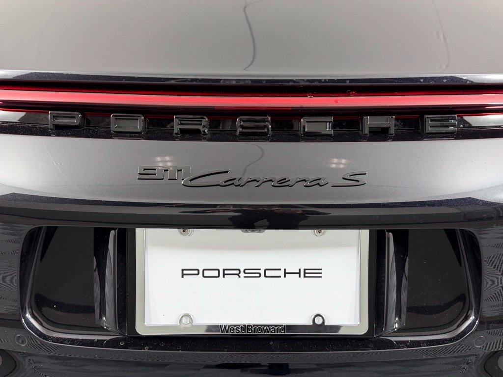 Certified 2022 Porsche 911 Carrera S RWD image 18