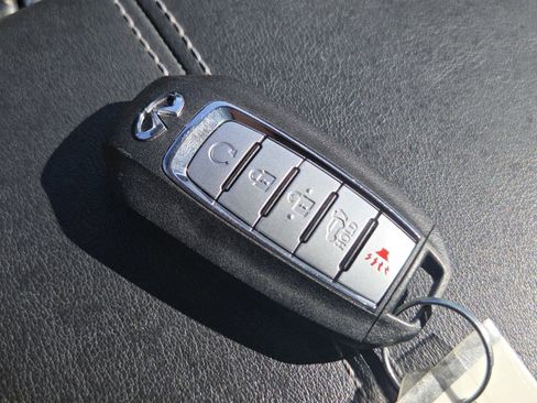 Used 2023 INFINITI QX60 Pure image 36