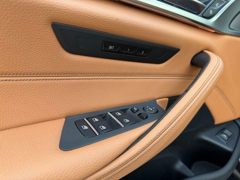 Used 2019 BMW 530i xDrive image 14