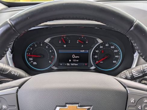 Used 2020 Chevrolet Traverse LT FWD image 21