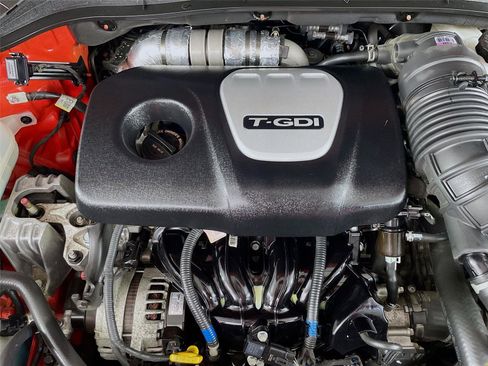 Used 2019 Hyundai Kona Limited image 32