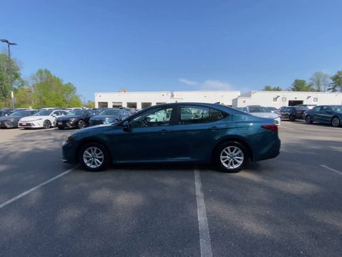 Used 2025 Toyota Camry LE FWD image 8