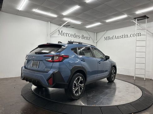 Used 2024 Subaru Crosstrek 2.0i Premium image 7