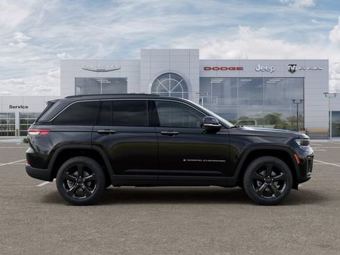 New 2026 Jeep Grand Cherokee Limited w/ Limited Altitude Package AWD/4WD image 21