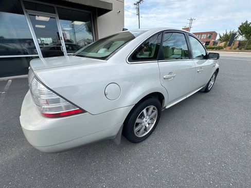 Used 2008 Ford Taurus SEL image 6