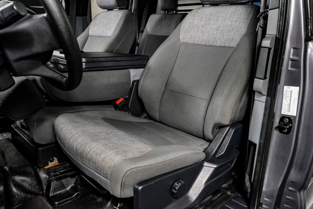 Used 2024 Ford F350 XLT AWD/4WD image 27