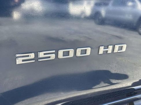 Used 2020 Chevrolet Silverado 2500 LTZ w/ Technology Package image 10
