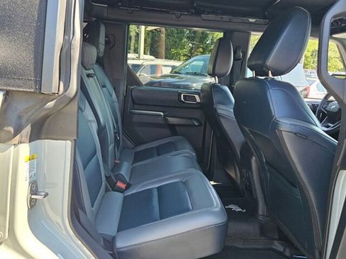 Used 2024 Ford Bronco Outer Banks image 15