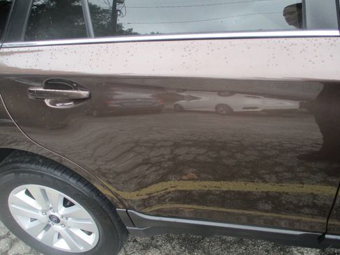 Used 2019 Subaru Outback 2.5i Premium image 19