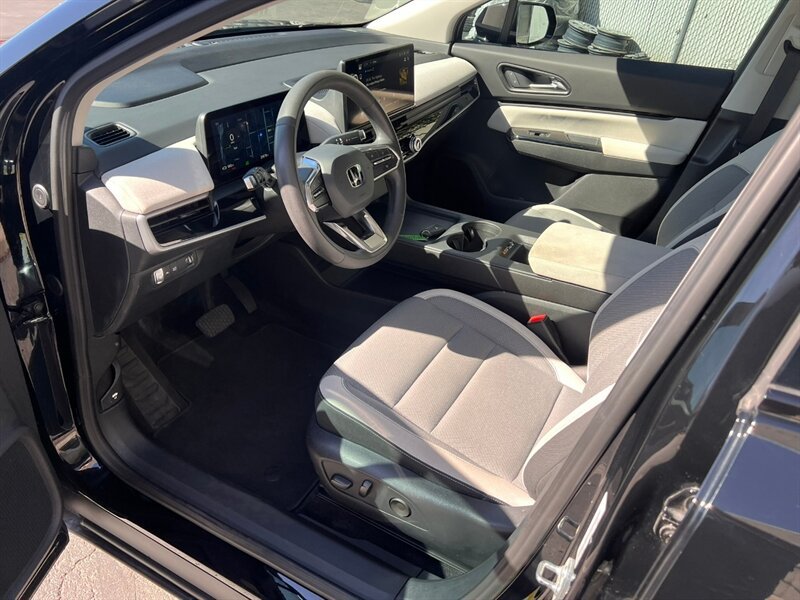 Used 2025 Honda Prologue Eco image 13