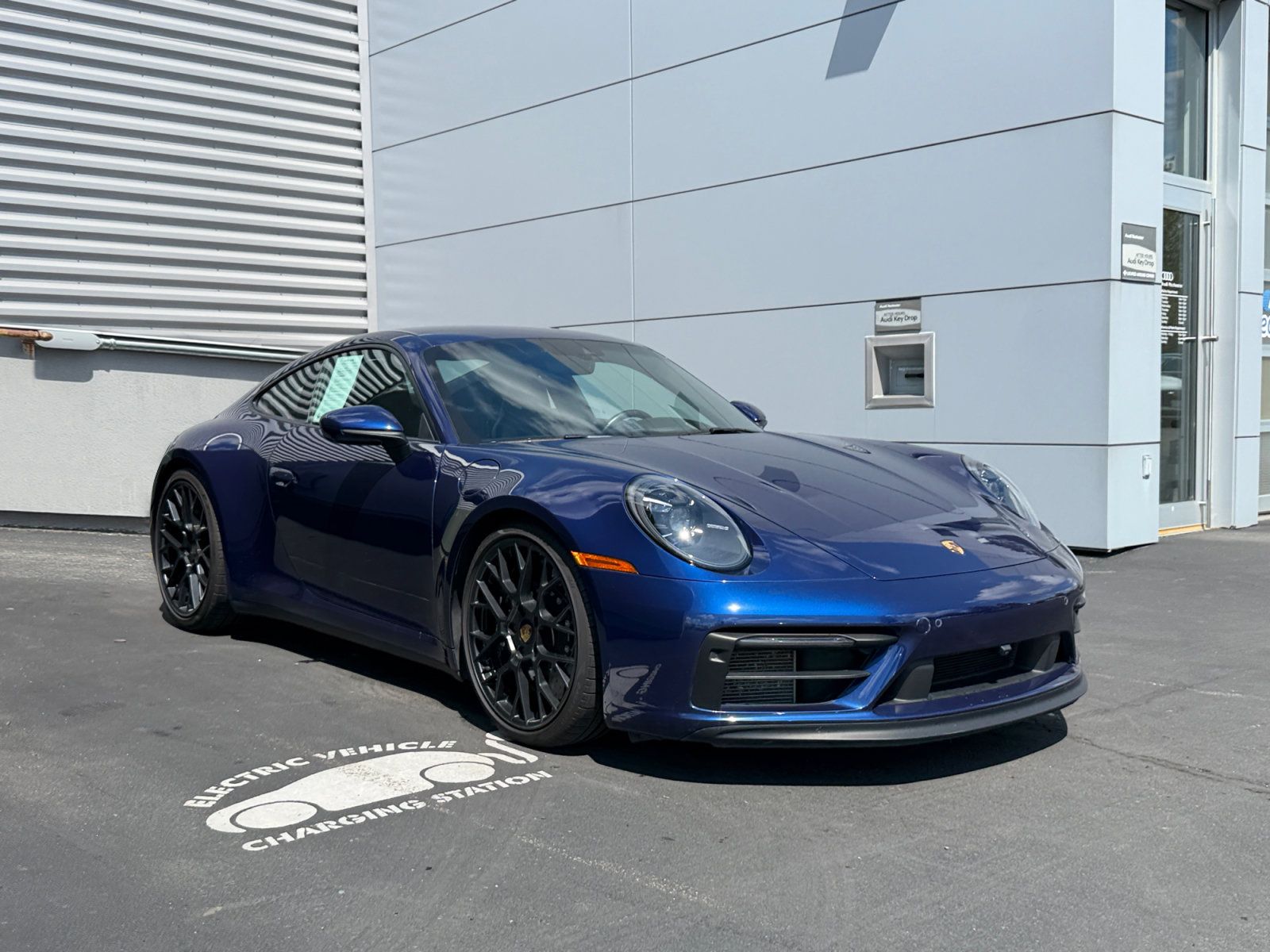 Used 2024 Porsche 911 Carrera GTS RWD image 7