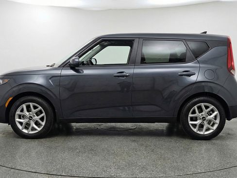 Used 2025 Kia Soul LX w/ LX Technology Package FWD image 5