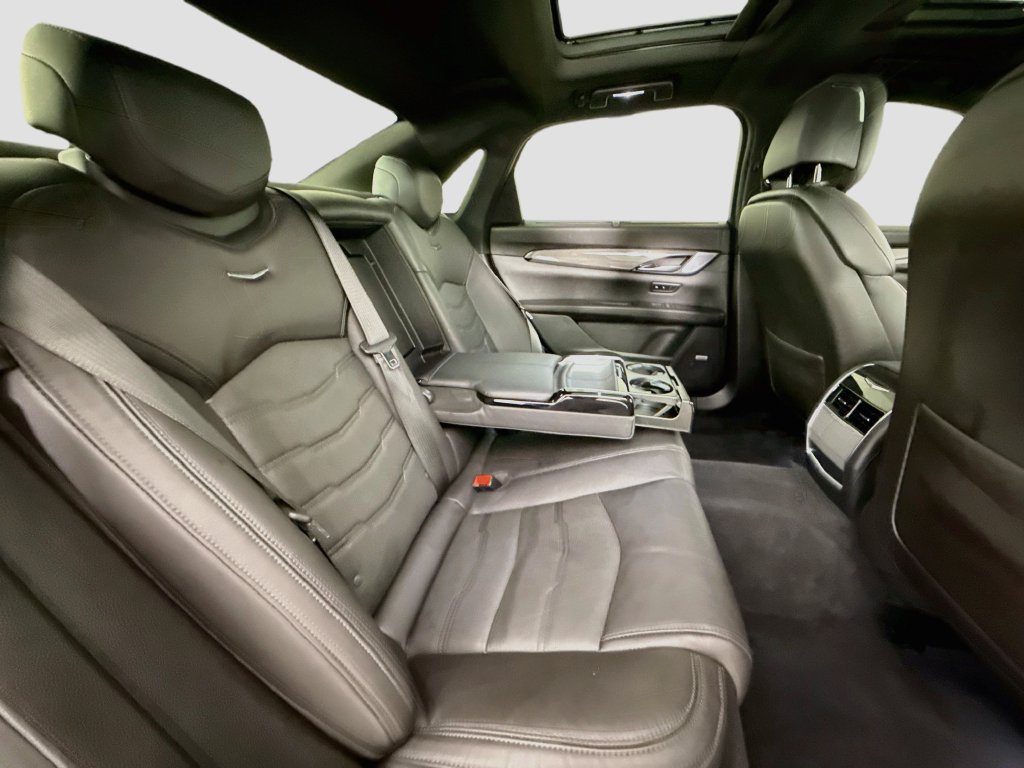 Used 2020 Cadillac CT6 V w/ LPO, Premium Carpet Package AWD/4WD image 30