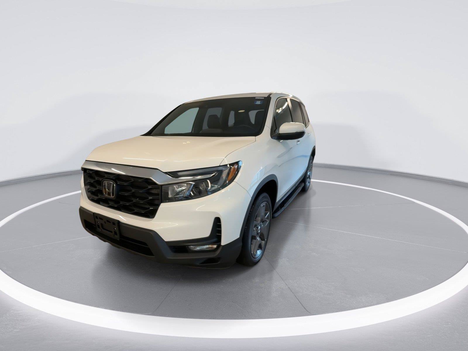 Used 2023 Honda Passport EX-L image 4