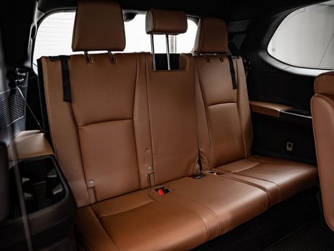 Used 2024 Toyota Grand Highlander AWD Hybrid image 46