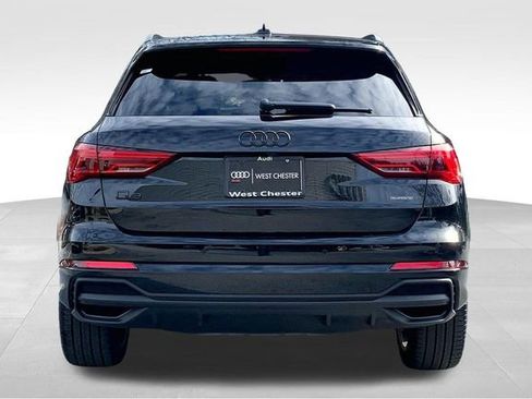 Certified 2025 Audi Q3 2.0T Premium w/ Convenience Package image 4