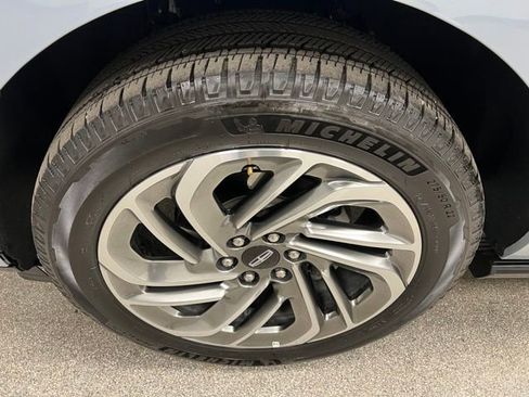 Used 2025 Lincoln Navigator L Reserve image 15