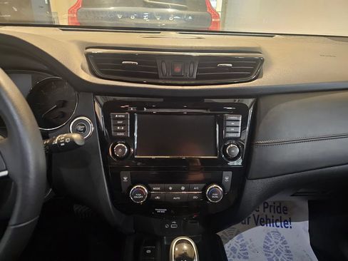 Used 2020 Nissan Rogue SL w/ Premium Package AWD/4WD image 20