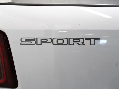 New 2026 RAM 3500 Big Horn AWD/4WD image 44