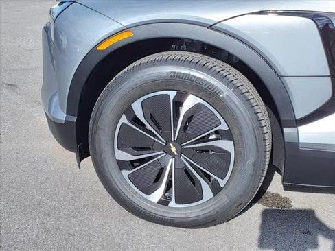 New 2025 Chevrolet Blazer EV LT image 5