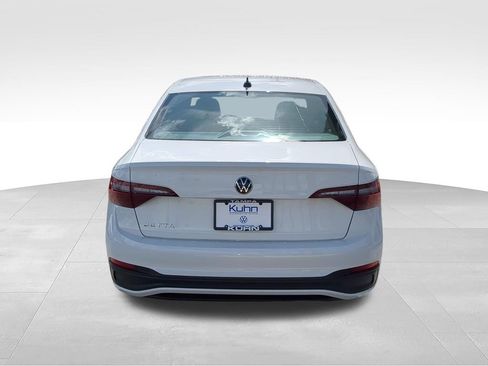 Certified 2024 Volkswagen Jetta Sport FWD image 5