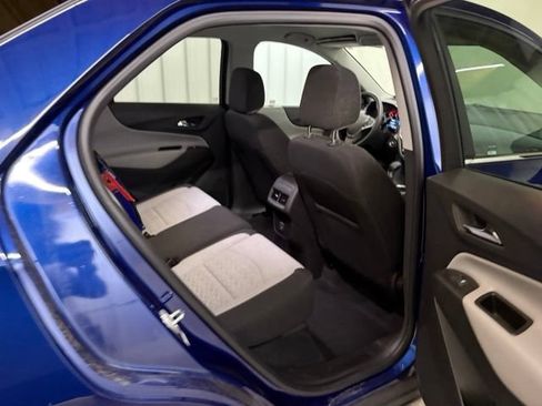 Used 2023 Chevrolet Equinox LT w/ Driver Convenience Package FWD image 13