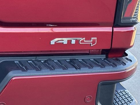 Used 2024 GMC Sierra 2500 AT4 w/ AT4 Premium Plus Package image 5