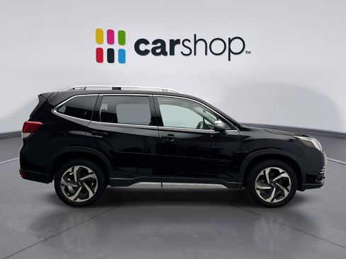 Used 2022 Subaru Forester Touring image 6