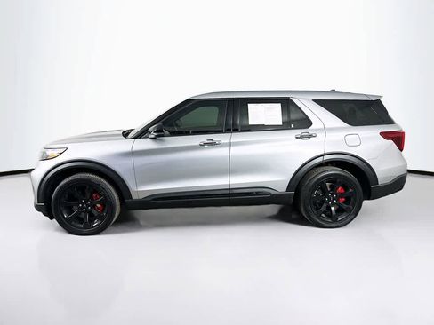 Used 2022 Ford Explorer ST w/ Equipment Group 401A image 3