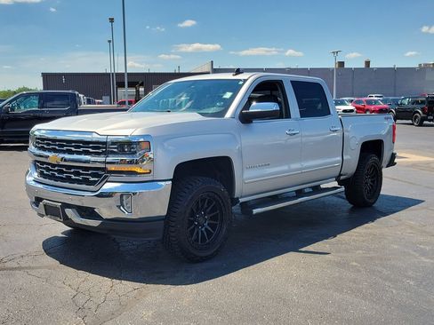Used 2018 Chevrolet Silverado 1500 LTZ w/ Sport Package AWD/4WD image 8