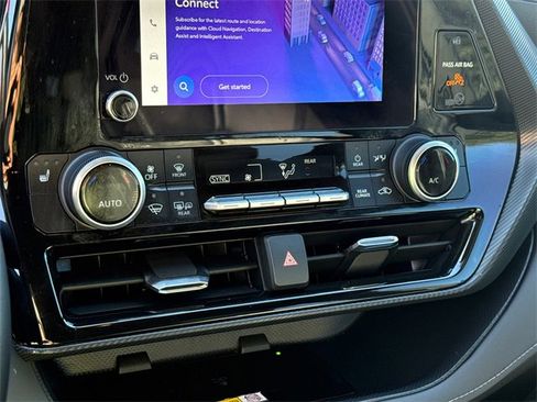 Used 2023 Toyota Highlander XSE image 26