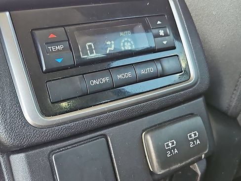 Used 2019 Subaru Ascent Premium w/ Popular Package #2A AWD/4WD image 26