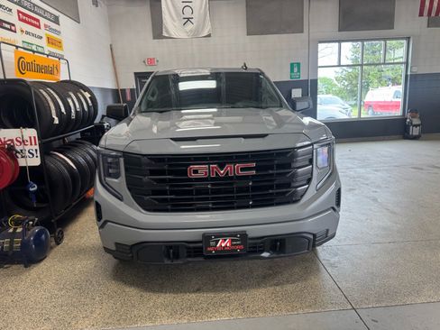 Used 2024 GMC Sierra 1500 Pro w/ Graphite Edition AWD/4WD image 2