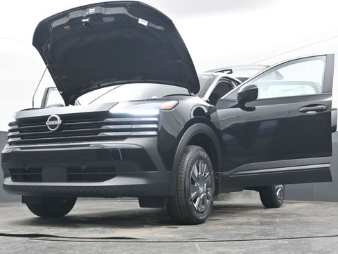 New 2026 Nissan Kicks S image 39