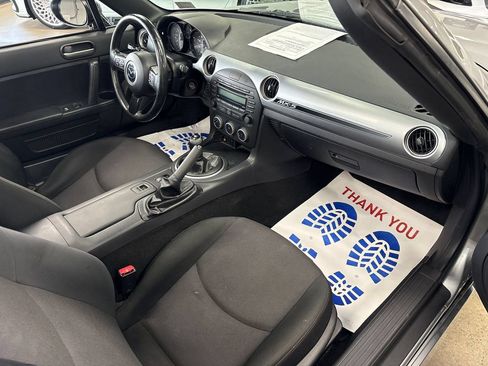 Used 2014 MAZDA MX-5 Miata Club RWD image 42