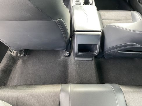 Used 2018 Honda Accord Sport image 18