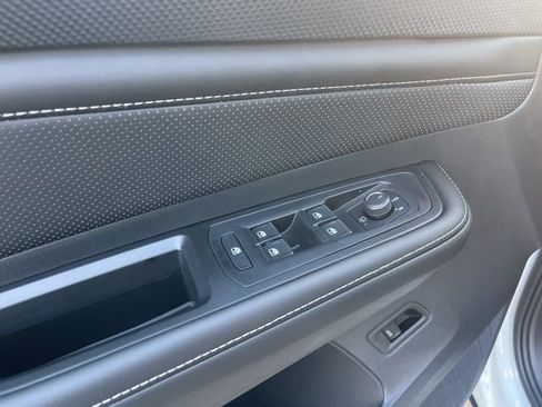 New 2026 Volkswagen Atlas Cross Sport SEL Premium R-Line image 7