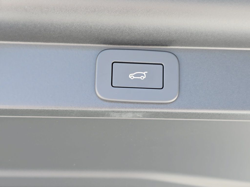New 2026 Land Rover Range Rover SE AWD/4WD image 14