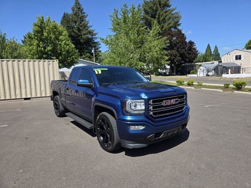 Used 2017 GMC Sierra 1500 4x4 Double Cab w/ Elevation Edition image 3