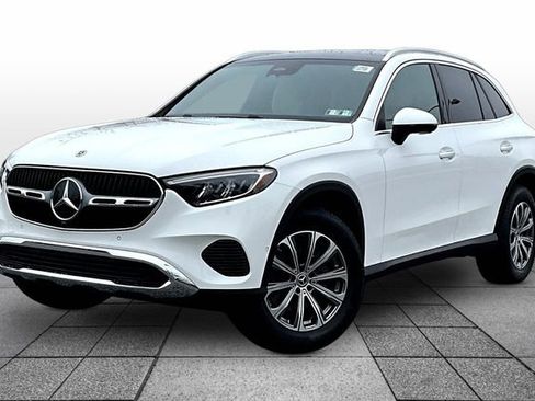 Certified 2026 Mercedes-Benz GLC 300 4MATIC image 4