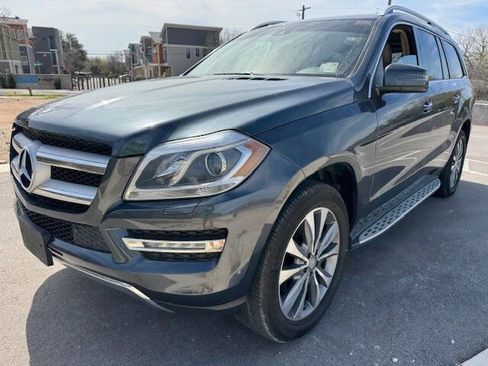 Used 2016 Mercedes-Benz GL 450 4MATIC image 3