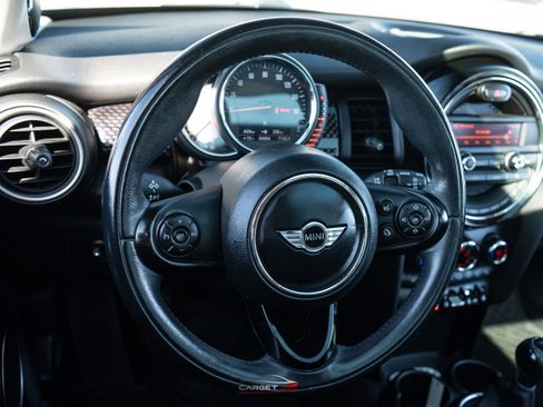 Used 2015 MINI Cooper S image 22