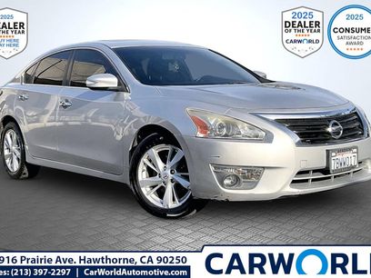 Used 2014 Nissan Altima 2.5 SV w/ Convenience Package